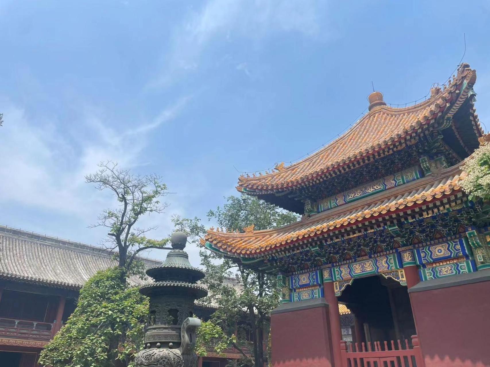 East Sacred Hotel ᴸᴱo---Foreign Accept---Tourism Service English-Speaking 丨 Near Tiananmen Forbidden City丨very Close To Metro Zhangzizhong And Beixinqiao 丨european Foot Ball English丨free Advance Tickets And Laundry Drying Service Coffee Snacks Pekín Exterior foto